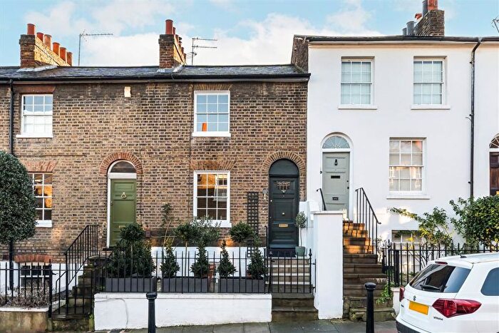 3 Bedroom Property For Sale In King George Street, Greenwich, SE10