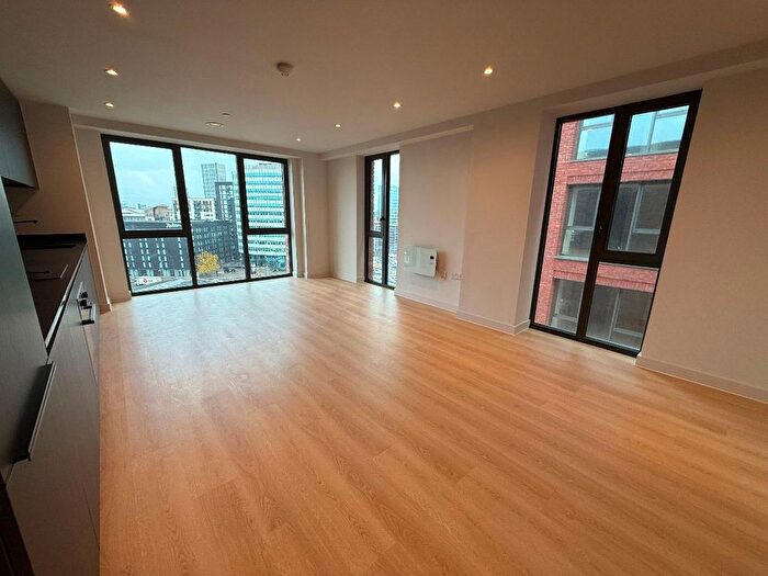 2 Bedroom Flat To Rent In Dutton Street, Manchester, M3