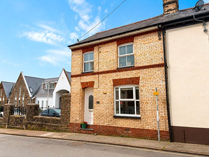 3 Bedroom Terraced House For Sale In Whites Lane, Great Torrington, Devon, EX38