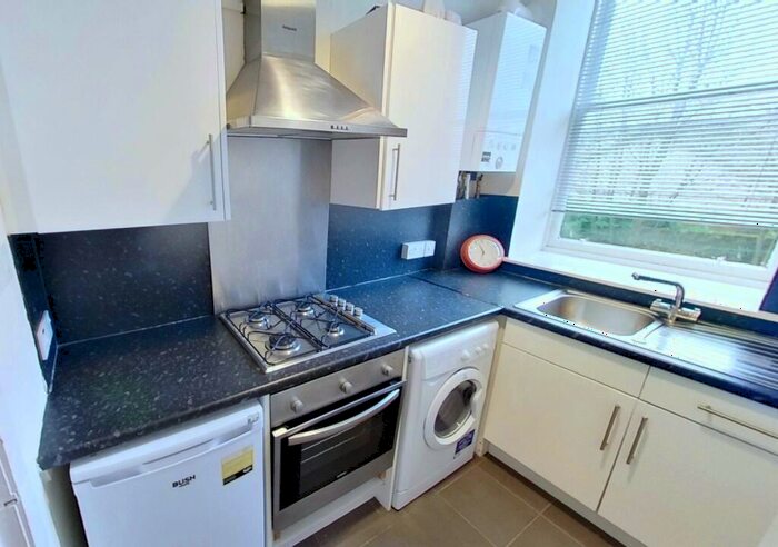 1 Bedroom Flat To Rent In Hutcheon Street, City Center, Aberdeen, AB25