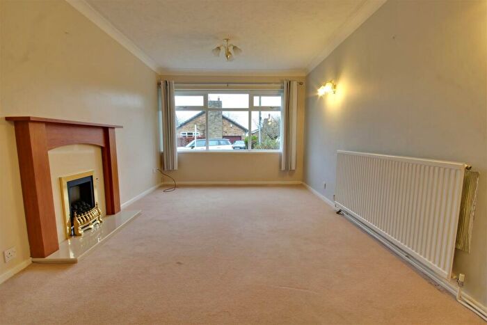 2 Bedroom Detached Bungalow For Sale In Crake Wells, Walkington, Beverley, HU17