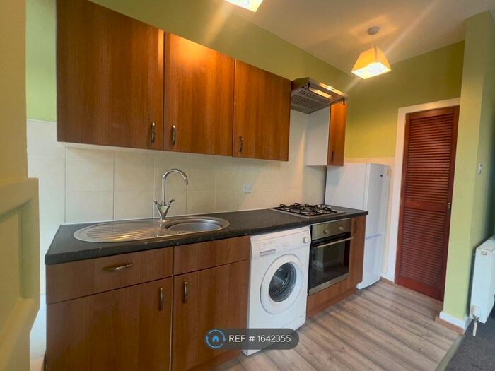 1 Bedroom Flat To Rent In Dumbarton Road, Clydebank, G81