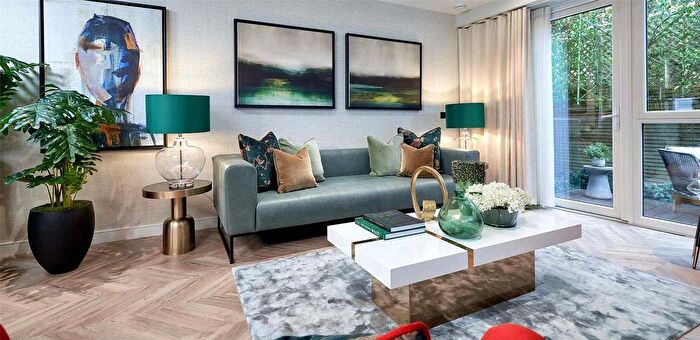 2 Bedroom Flat To Rent In Heritage Walk, Attlee House, Kingston Upon Thames, KT1