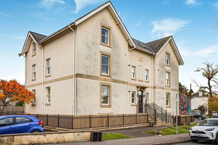 1 Bedroom Flat For Sale In Church Road, St. Marks, Cheltenham, GL51