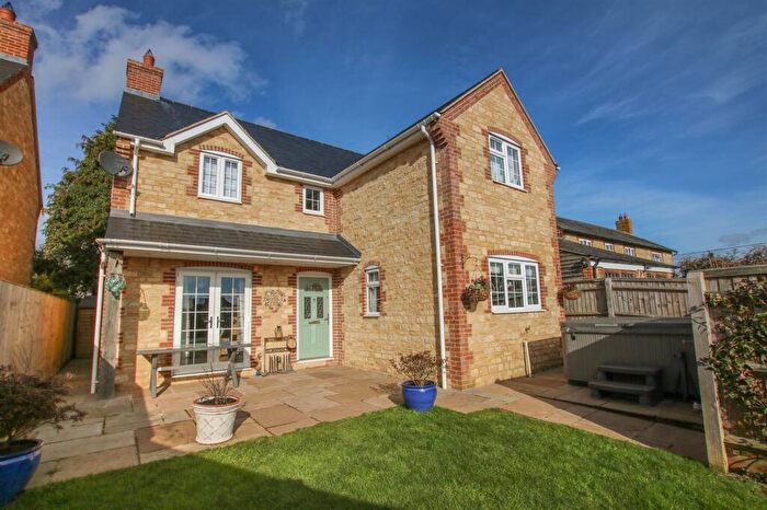4 Bedroom House For Sale In Station Road, Quainton, HP22