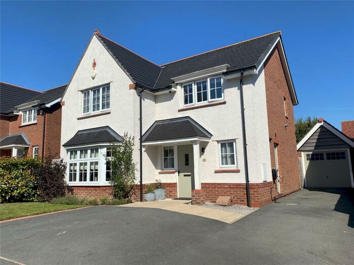 4 Bedroom Detached House For Sale In Fox Field, Northop, Mold, Flintshire, CH7