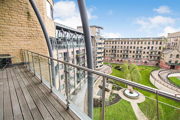 2 Bedroom Apartment To Rent In Victoria Mills, Salts Mill Road, Shipley, West Yorkshire, VM2