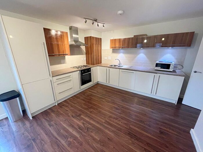 2 Bedroom Apartment To Rent In Southbank Court, Pavilion Road, NG2