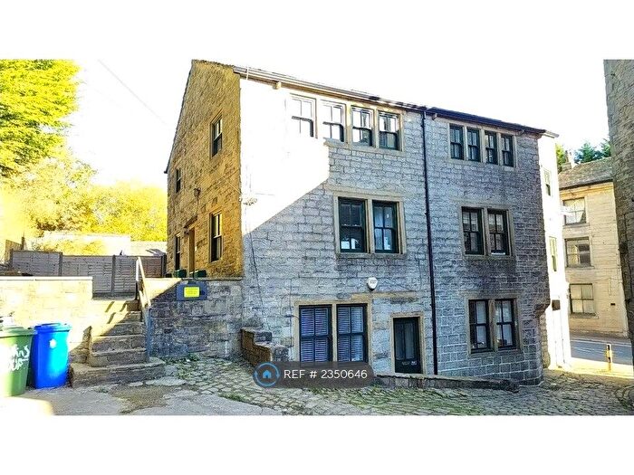 1 Bedroom Flat To Rent In Yorkshire Street, Bacup, OL13