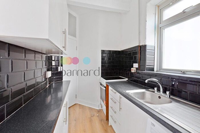2 Bedroom Apartment To Rent In London Road, Thornton Heath, CR7