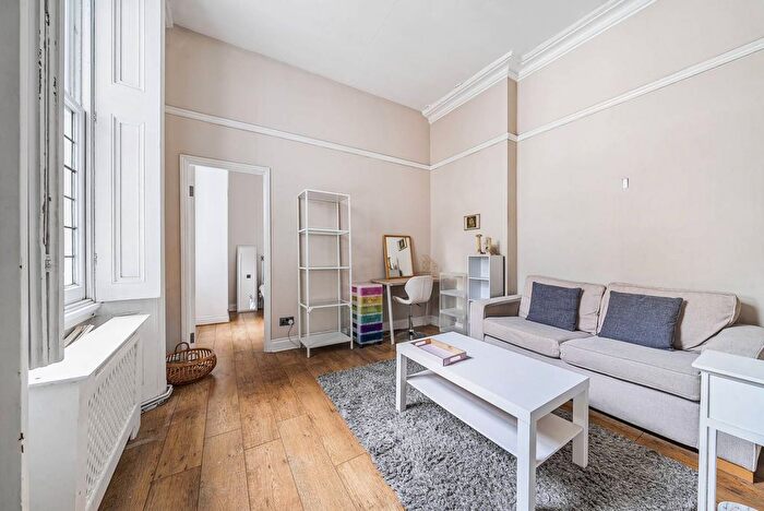 1 Bedroom Flat To Rent In Elvaston Place, South Kensington, London, SW7
