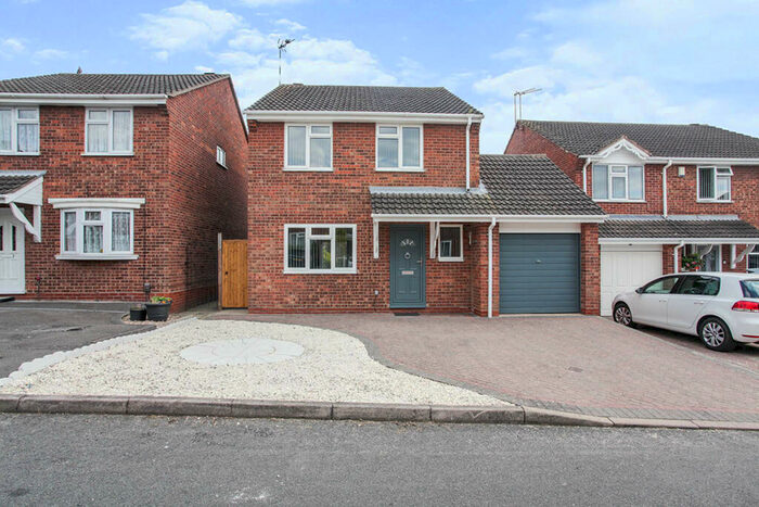 3 Bedroom Detached House To Rent In Lakeside, Bedworth, Warwickshire, CV12