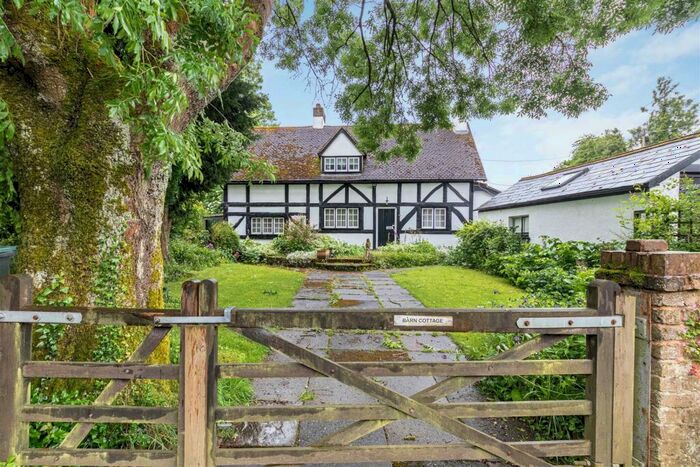 3 Bedroom Cottage For Sale In Harvel Street, Harvel, Meopham, DA13