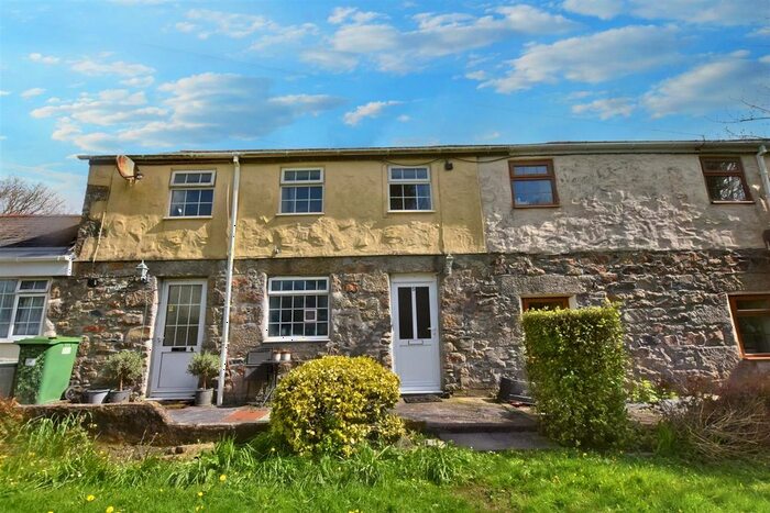 1 Bedroom Flat For Sale In Penhale Road, Carnhell Green, Camborne, TR14