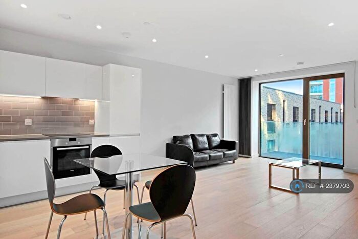 1 Bedroom Flat To Rent In Fairwater House, London, E16