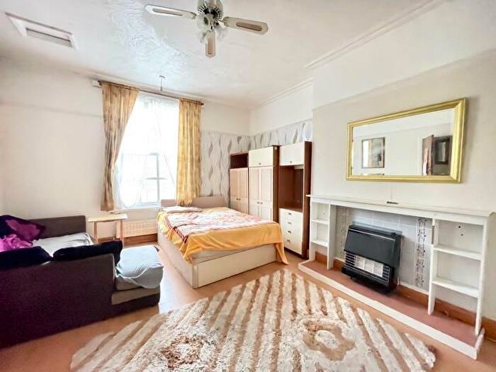 1 Bedroom Apartment To Rent In Monument Road, Birmingham, B16