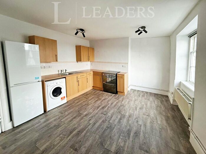 1 Bedroom Apartment To Rent In Marlborough Street, SN7