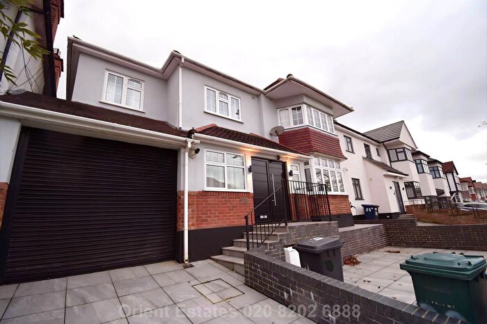 7 Bedroom Detached House To Rent In Foscote Road, Hendon Central, NW4