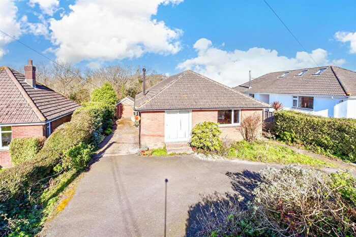 3 Bedroom Detached Bungalow For Sale In Pallance Road, Cowes, Isle Of Wight, PO31