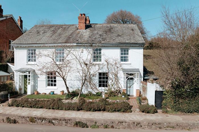 3 Bedroom Semi-Detached House For Sale In West End Road, Bradninch, EX5