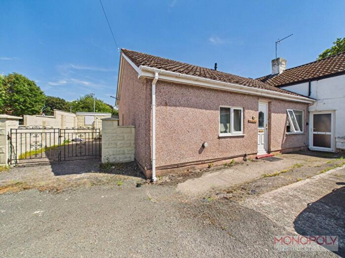 2 Bedroom Semi-Detached Bungalow For Sale In Bryn Hilyn Lane, Mold, CH7