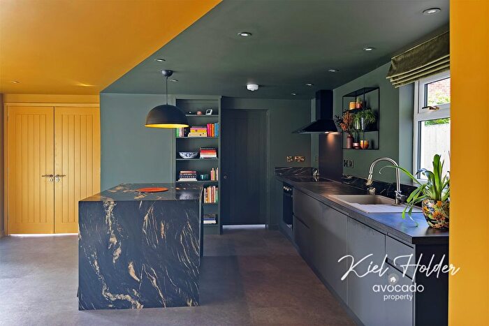 3 Bedroom Detached House For Sale In Brunswick Street, Reading, RG1