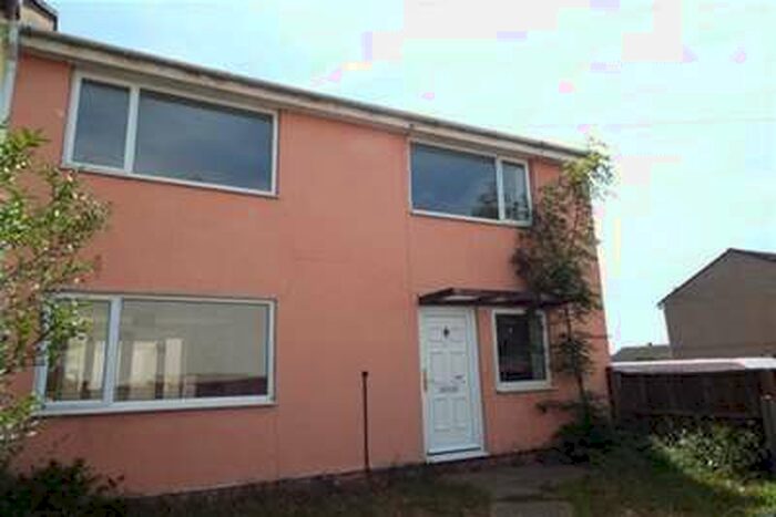 4 Bedroom House To Rent In The Whaddons, Huntingdon, PE29