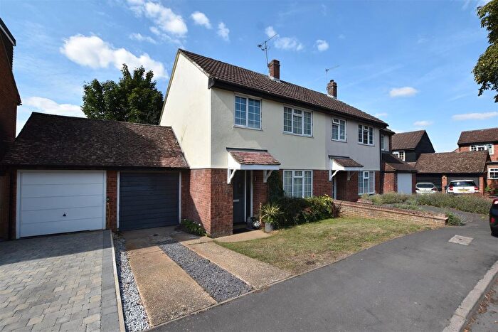 3 Bedroom Semi-Detached House To Rent In Claverton Close, Bovingdon, Hemel Hempstead, HP3