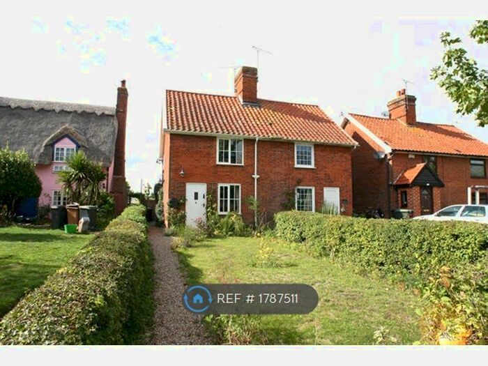 3 Bedroom Semi-Detached House To Rent In The Green, Pettaugh, IP14