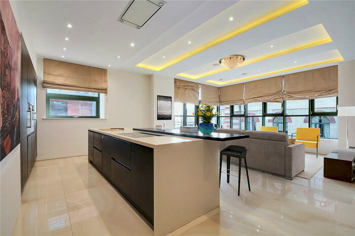 3 Bedroom Apartment To Rent In William Hunt Mansions, Somerville Avenue, SW13