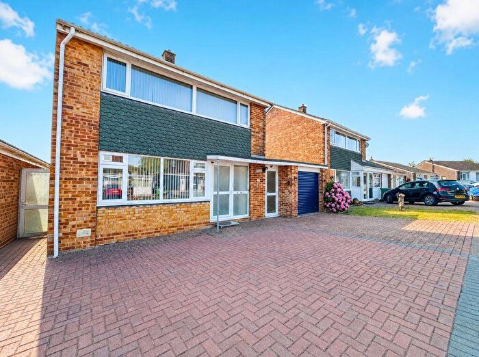 3 Bedroom Detached House For Sale In Whitstone Rise, Shepton Mallet, BA4