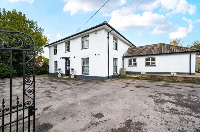 4 Bedroom Detached House For Sale In Tidworth Road, Ludgershall, Andover, SP11