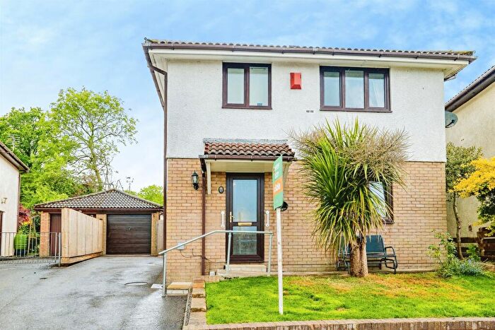 4 Bedroom Detached House For Sale In Woodstock Gardens, Pencoed, Bridgend, CF35
