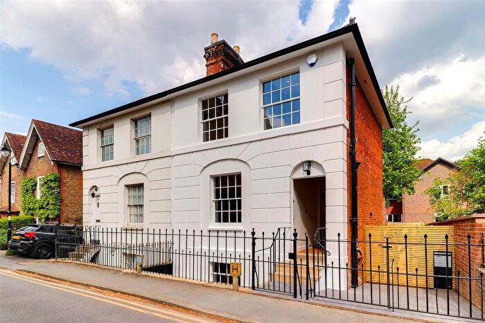 3 Bedroom Property To Rent In Bury Fields, Guildford, GU2