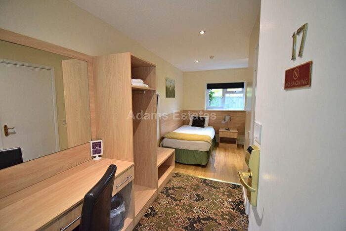 1 Bedroom Studio To Rent In Connaught Road, Reading, RG30