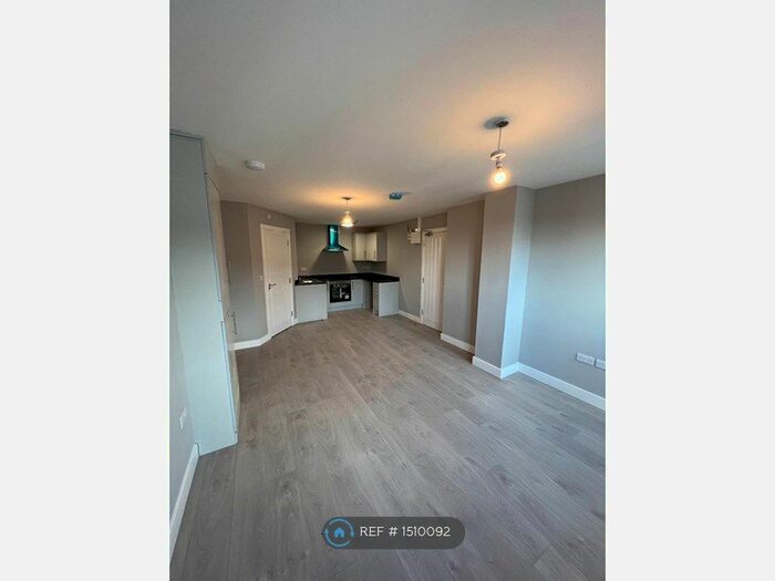 Studio To Rent In Cyprus Road, Leicester, LE2