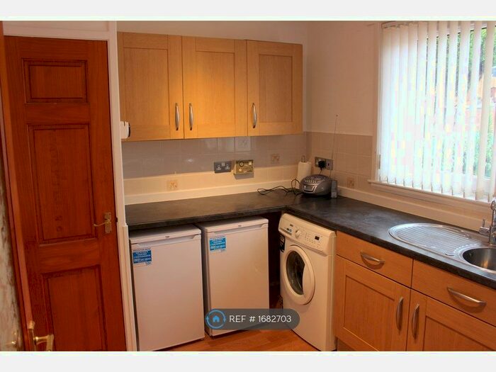 1 Bedroom End Of Terrace House To Rent In Queensway, Earlston, TD4