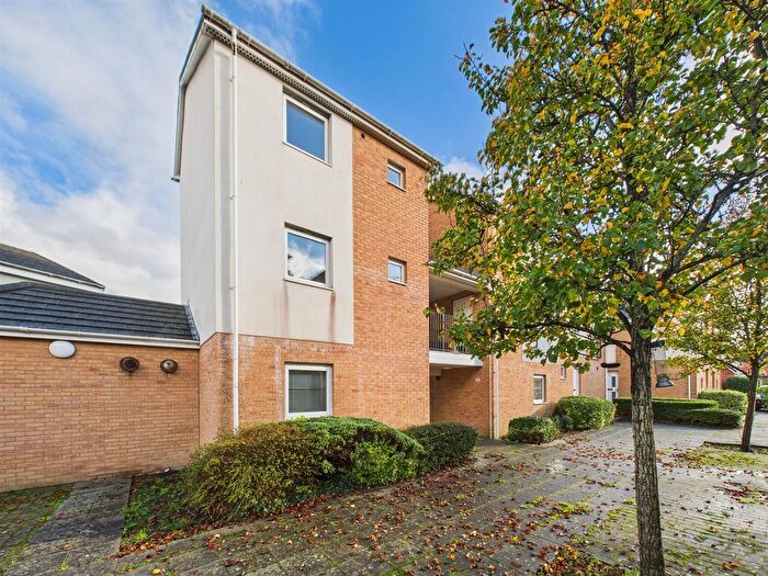 2 Bedroom Flat For Sale In Mill Meadow, North Cornelly, Bridgend, CF33