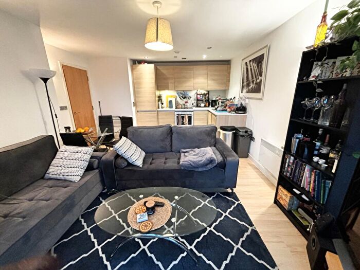 2 Bedroom Flat To Rent In Tempus Tower, Mirabel Street, Manchester, M3