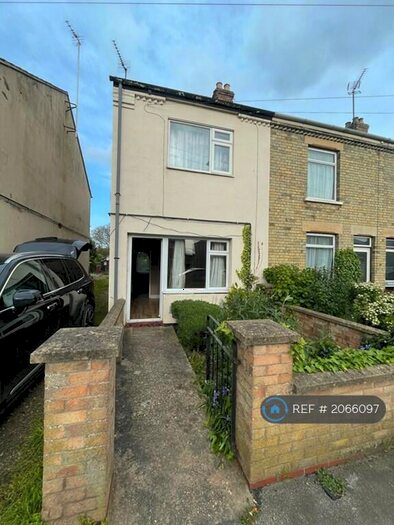 3 Bedroom End Of Terrace House To Rent In Osborne Road, Wisbech, PE13