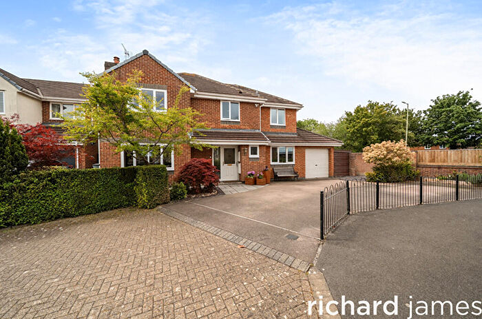 5 Bedroom Detached House For Sale In Bankfoot Close, Swindon, SN5