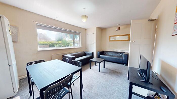 6 Bedroom Terraced House To Rent In Orston Drive, Wollaton, Nottingham, NG8