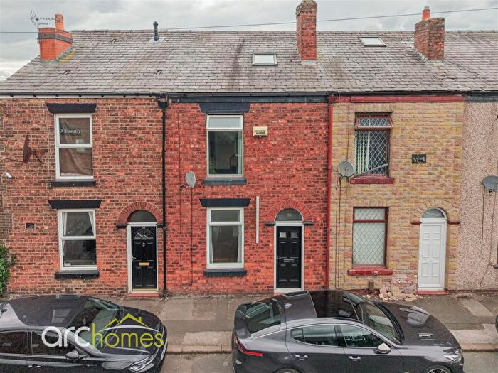 3 Bedroom Terraced House For Sale In Alma Street, Atherton, Manchester, M46