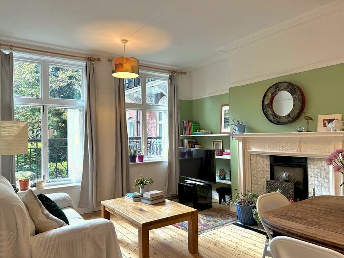 2 Bedroom Apartment To Rent In Grange Court, North Grange Mount, Leeds, LS6