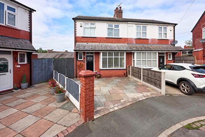 2 Bedroom Semi-Detached House For Sale In Silverdale, Swinley, Wigan, WN1