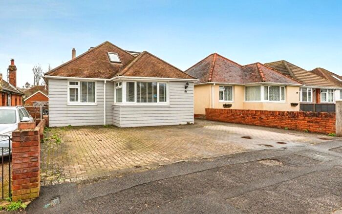 5 Bedroom Detached House For Sale In Ashdown Road, Fawley, Southampton, Hampshire, SO45