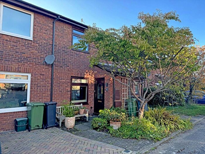 2 Bedroom Terraced House To Rent In Topsham, Devon, EX3