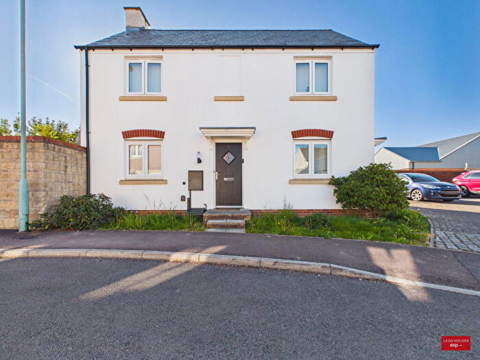 3 Bedroom Detached House For Sale In Zura Avenue, Brockworth, Gloucester, GL3