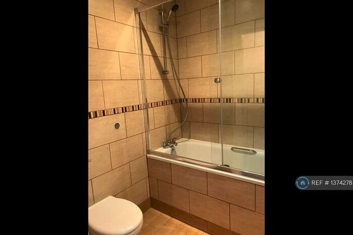 1 Bedroom Flat To Rent In Victoria Road, Ferndown, BH22