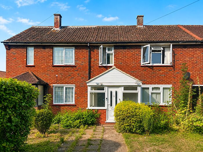 3 Bedroom Terraced House To Rent In Cobham Road, Hounslow, TW5